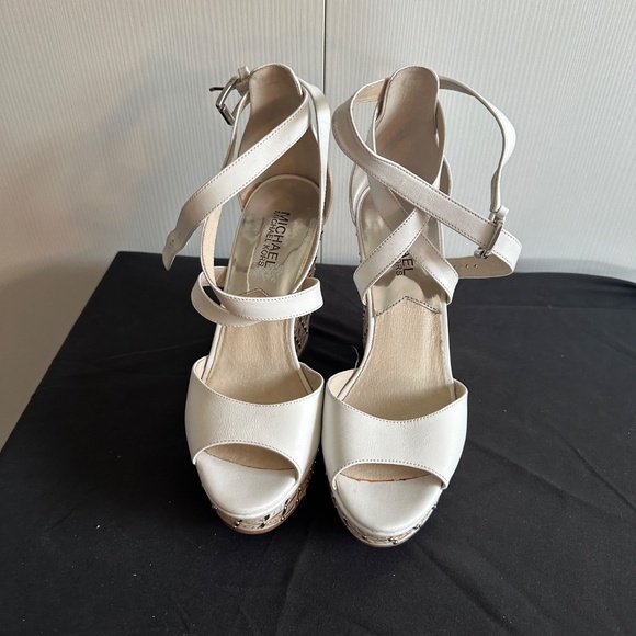 NIB Michael Michael kors white leather  Gabriella wedge sandal 8 😍😍😍 - Picture 12 of 12